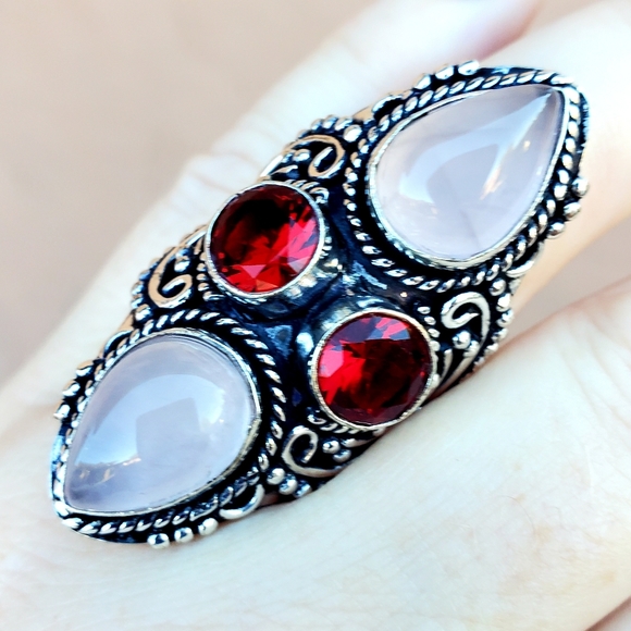 New Rose Quartz and Garnet 925 Silver Statement Ring. - Picture 10 of 15